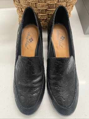Patricia Nash Martina Black Tooled Leather Loafer Block-Heel Pumps - Size 8.5